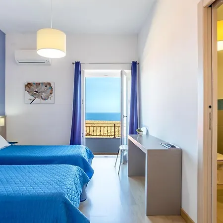 דירה Moderno Con Vista Mare קאסטלסארדו