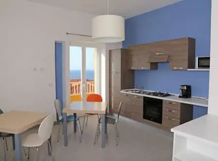 Apartment Moderno Con Vista Mare