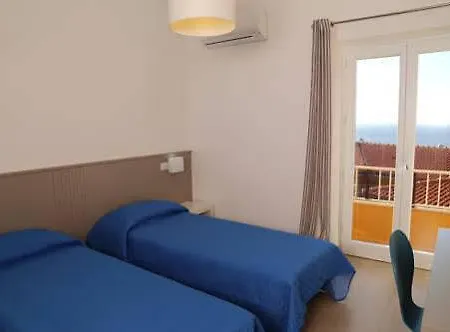 Moderno Con Vista Mare